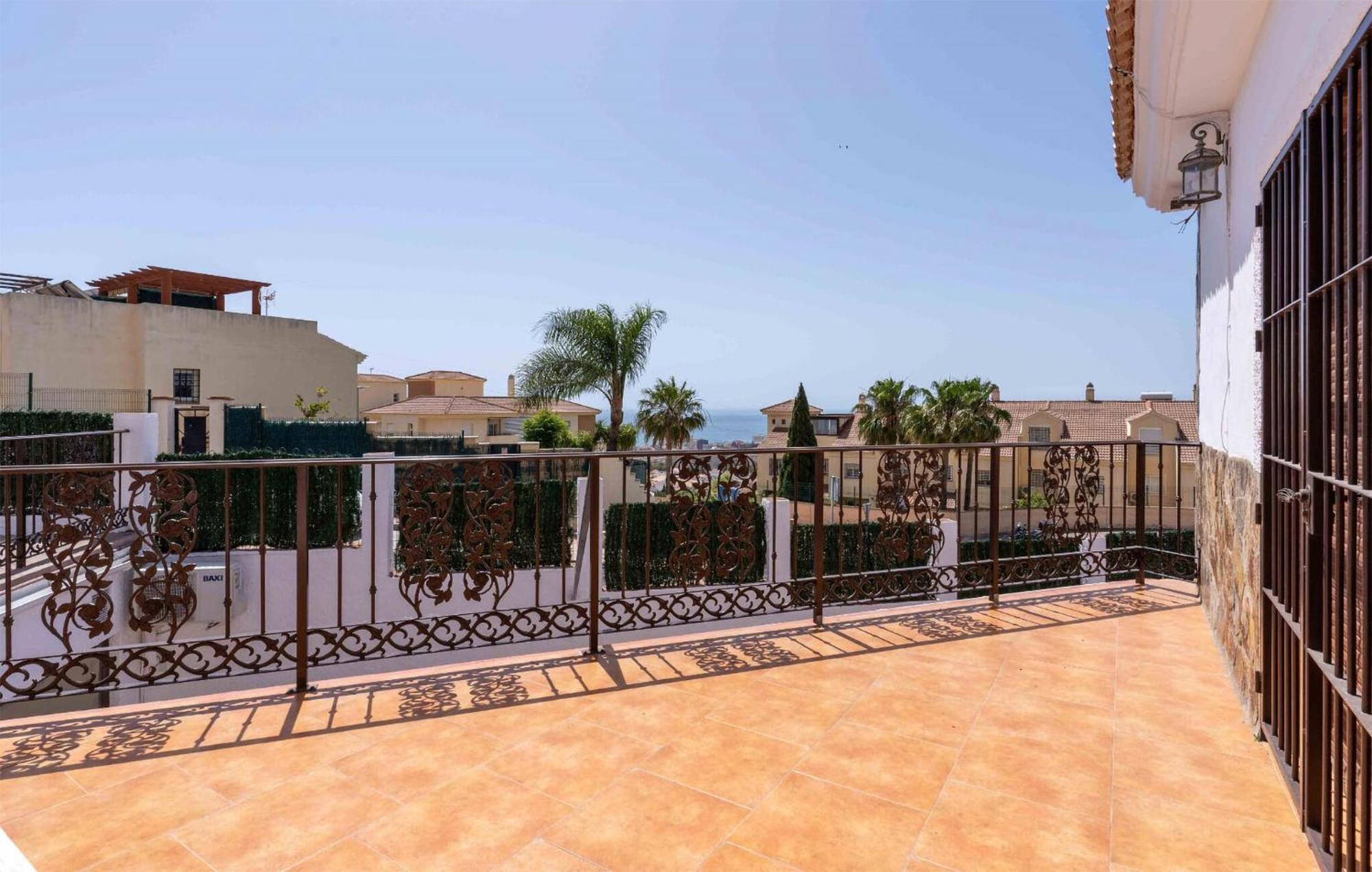 Lovely Home In Benalmadena With Kitchen Exterior photo